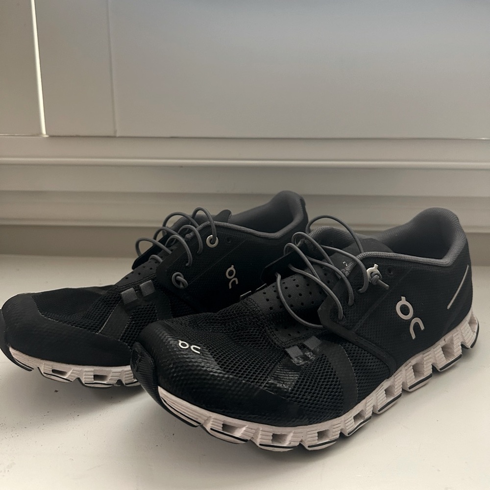 On Cloud Running Shoes